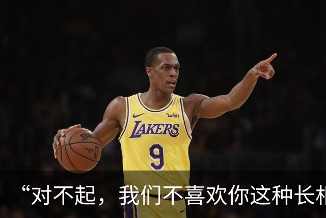 “对不起，我们不喜欢你这种长相！”女孩羽毛球馆追求体制男，被群嘲！